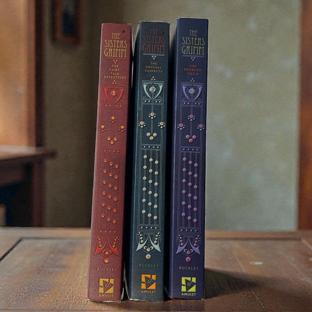 The Sisters Grimm Books by Michael Buckley - Lot of 3 Paperback